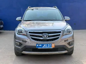 Changan CS35 2021 Gris