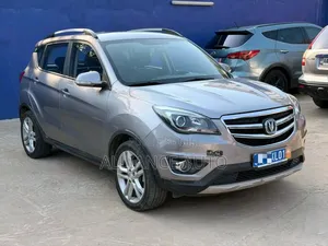 Changan CS35 2021 Gris