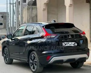 Mitsubishi Eclipse 2023 Noir