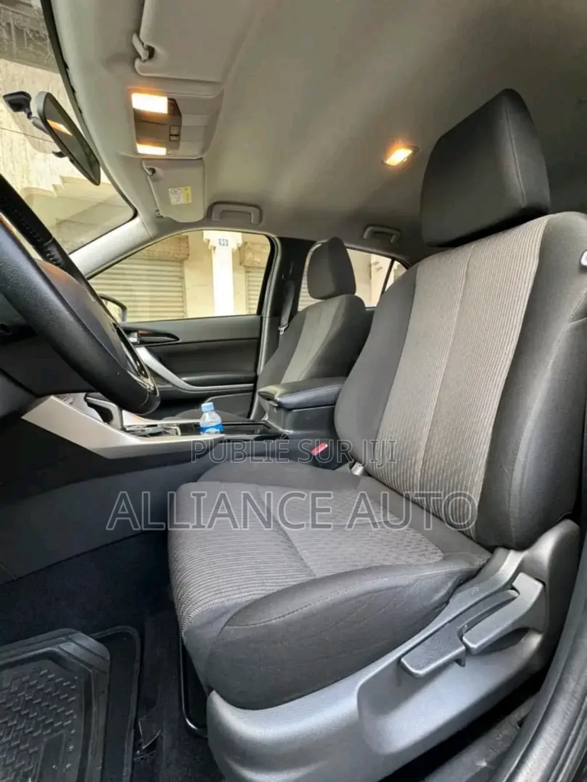 Mitsubishi Eclipse 2023 Noir