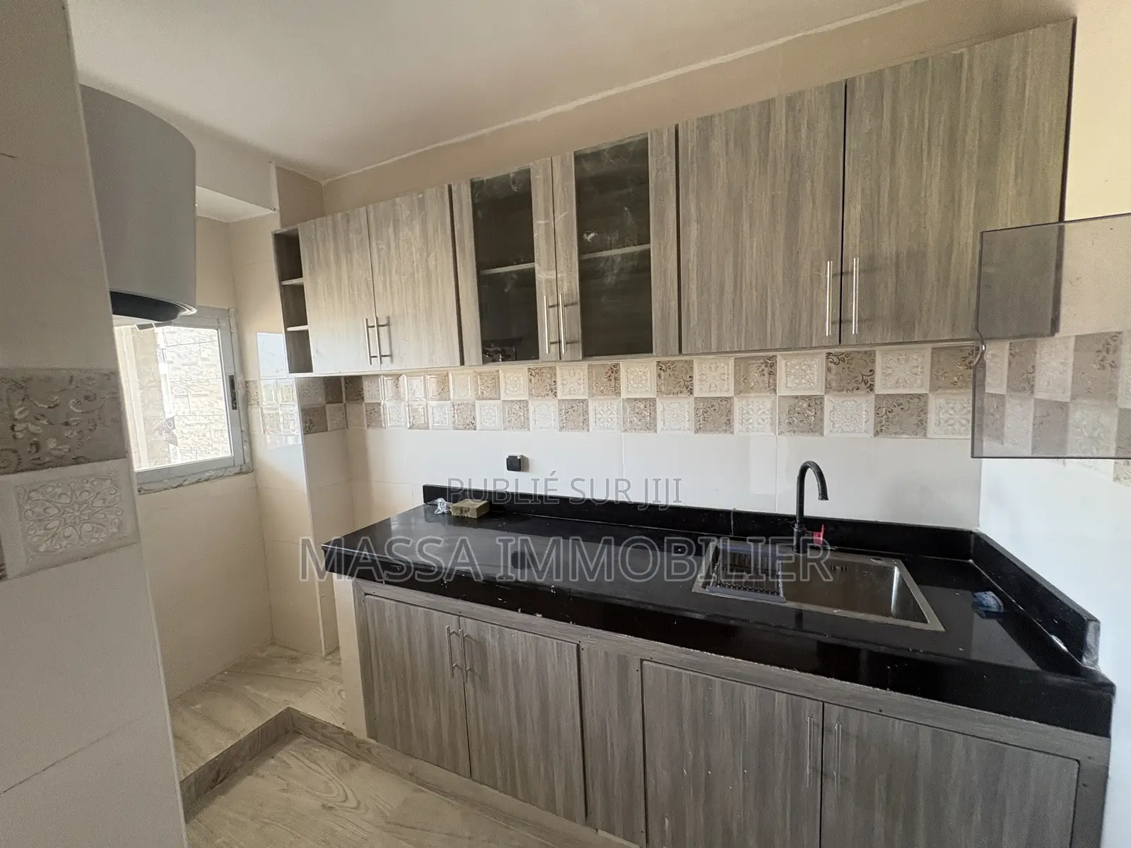 2chbre Appartement dans Massa Immobilier, Cocody à Vendre