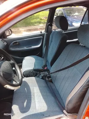 Toyota Corolla 2002 Orange