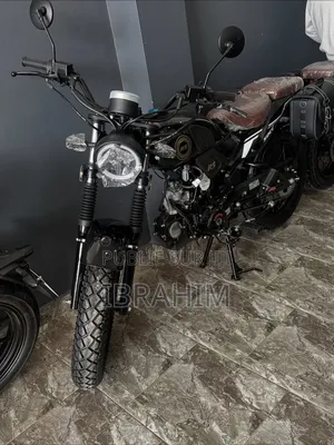 Nouveau Autre 2024 Noir