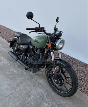 Nouveau Autre 2024 Noir