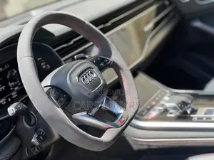 Audi RS Q8 2020 Noir