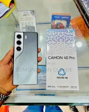 Nouveau Tecno Camon 40 256 GB Autre