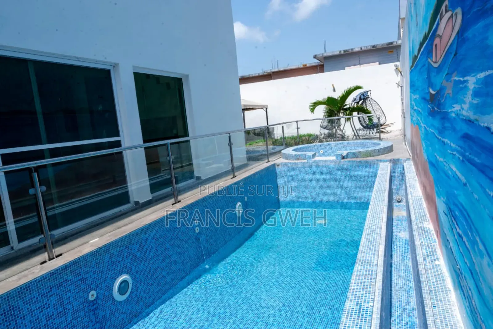 4chbre Duplex dans Francis Gweh, Cocody à Louer