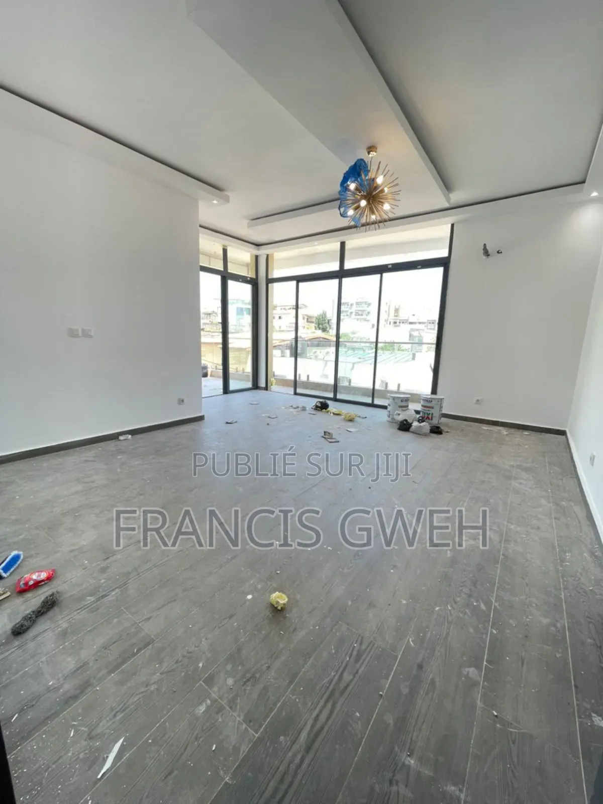 6chbre Duplex dans Francis Gweh, Cocody à Vendre