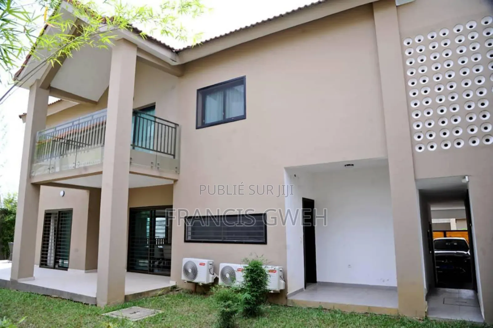Meublé 5chbre Duplex dans Francis Gweh, Cocody à Vendre