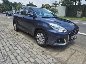 Suzuki Dzire 2024 Bleu