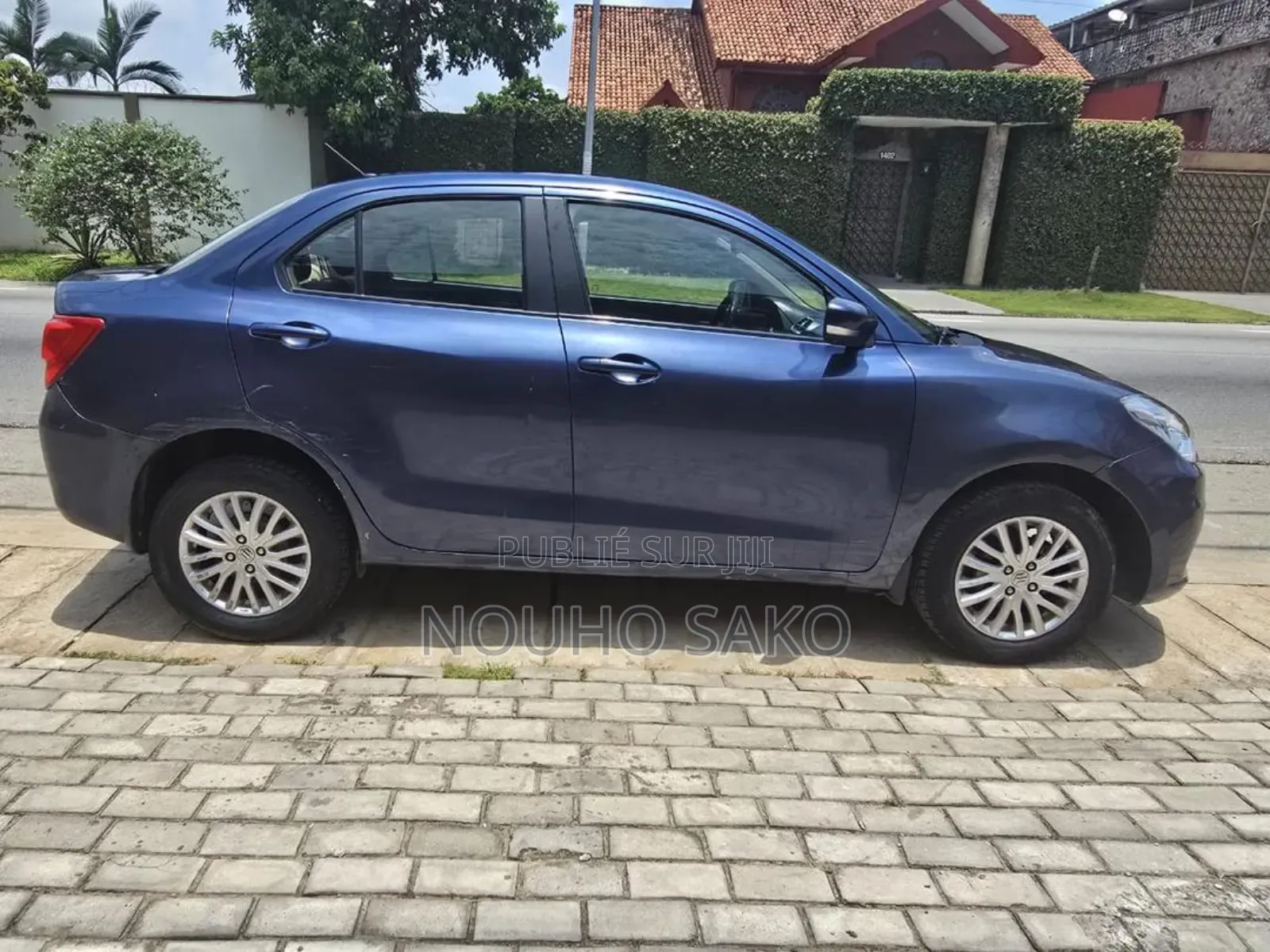 Suzuki Dzire 2024 Bleu