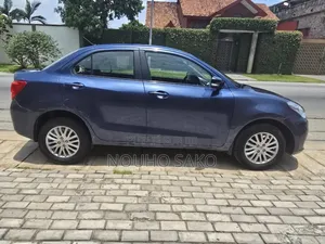 Suzuki Dzire 2024 Bleu