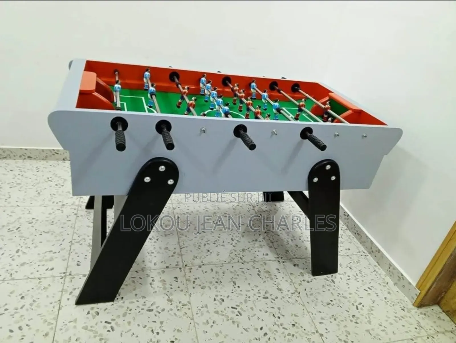 Baby-Foot Pour Adultes en Promo Stock Limité