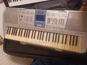 Piano Yamaha