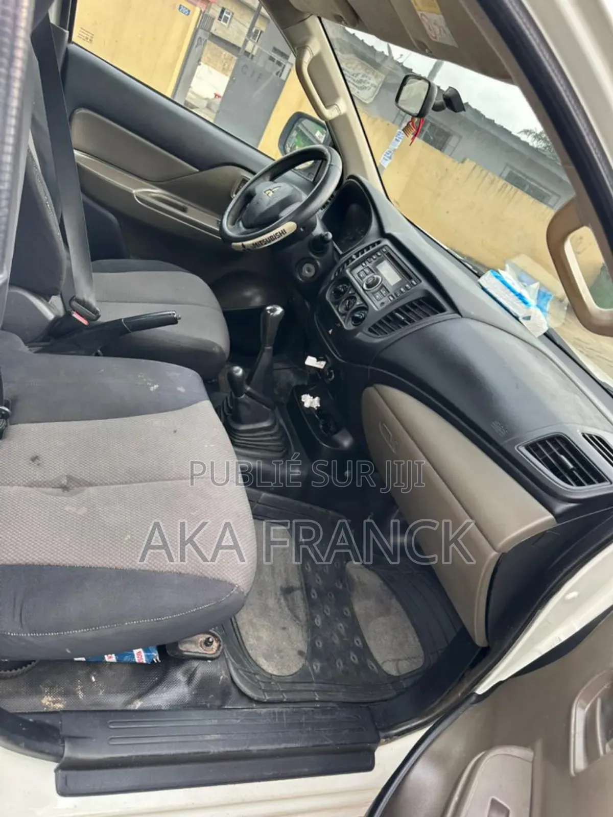 Mitsubishi L200 Club Cab 2.2 4WD 2017 Blanc