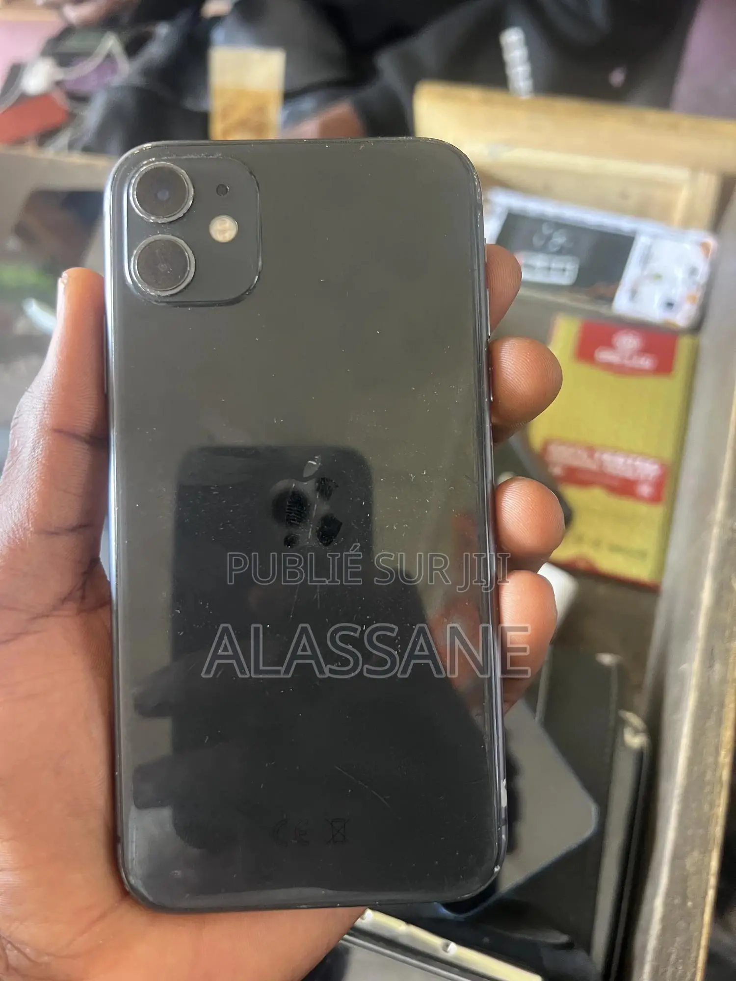 Apple iPhone 11 64 GB Bleu