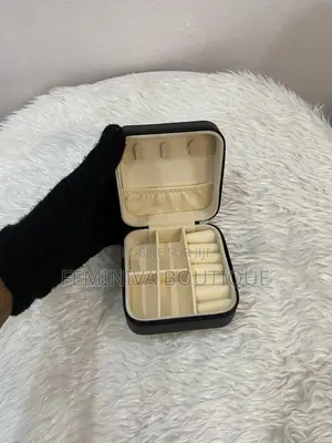 Boîte À Bijoux