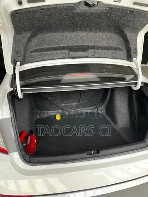 Toyota Corolla 2021 Blanc