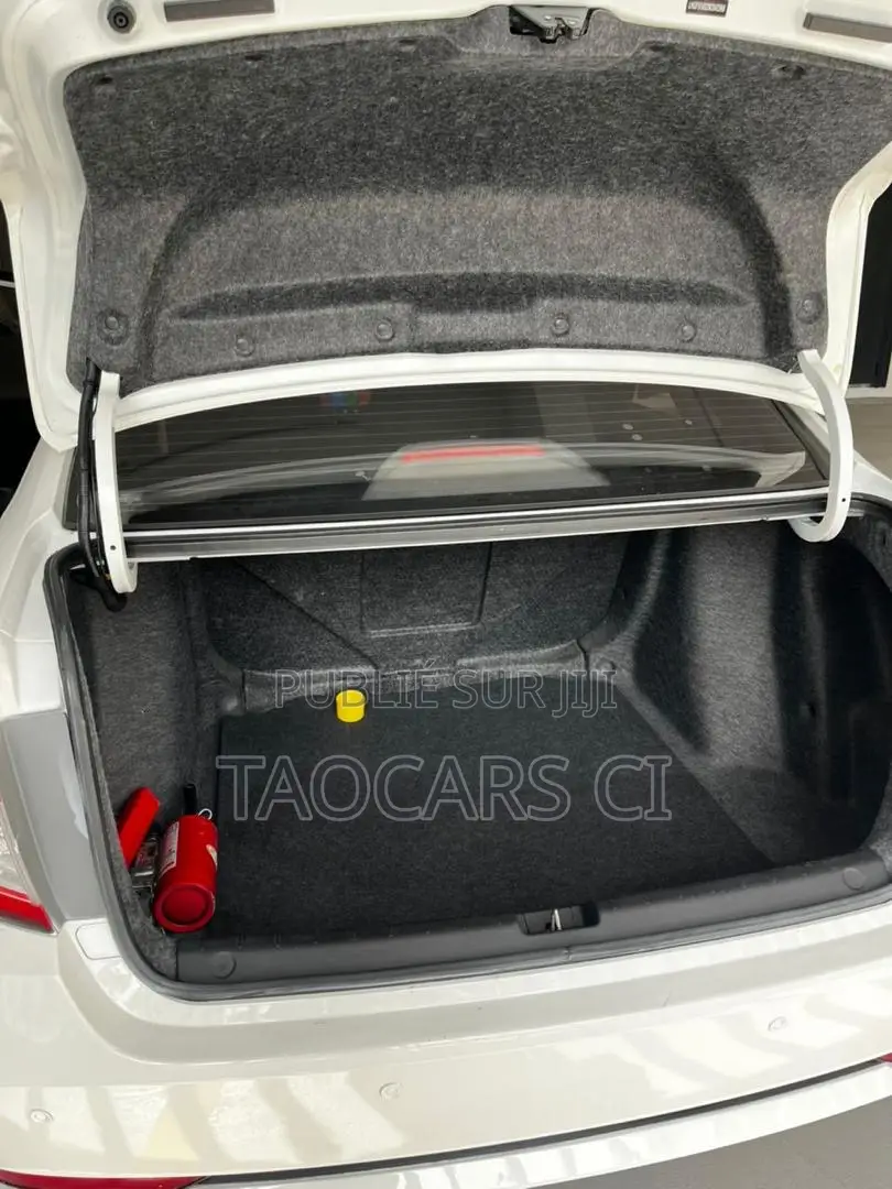 Toyota Corolla 2021 Blanc