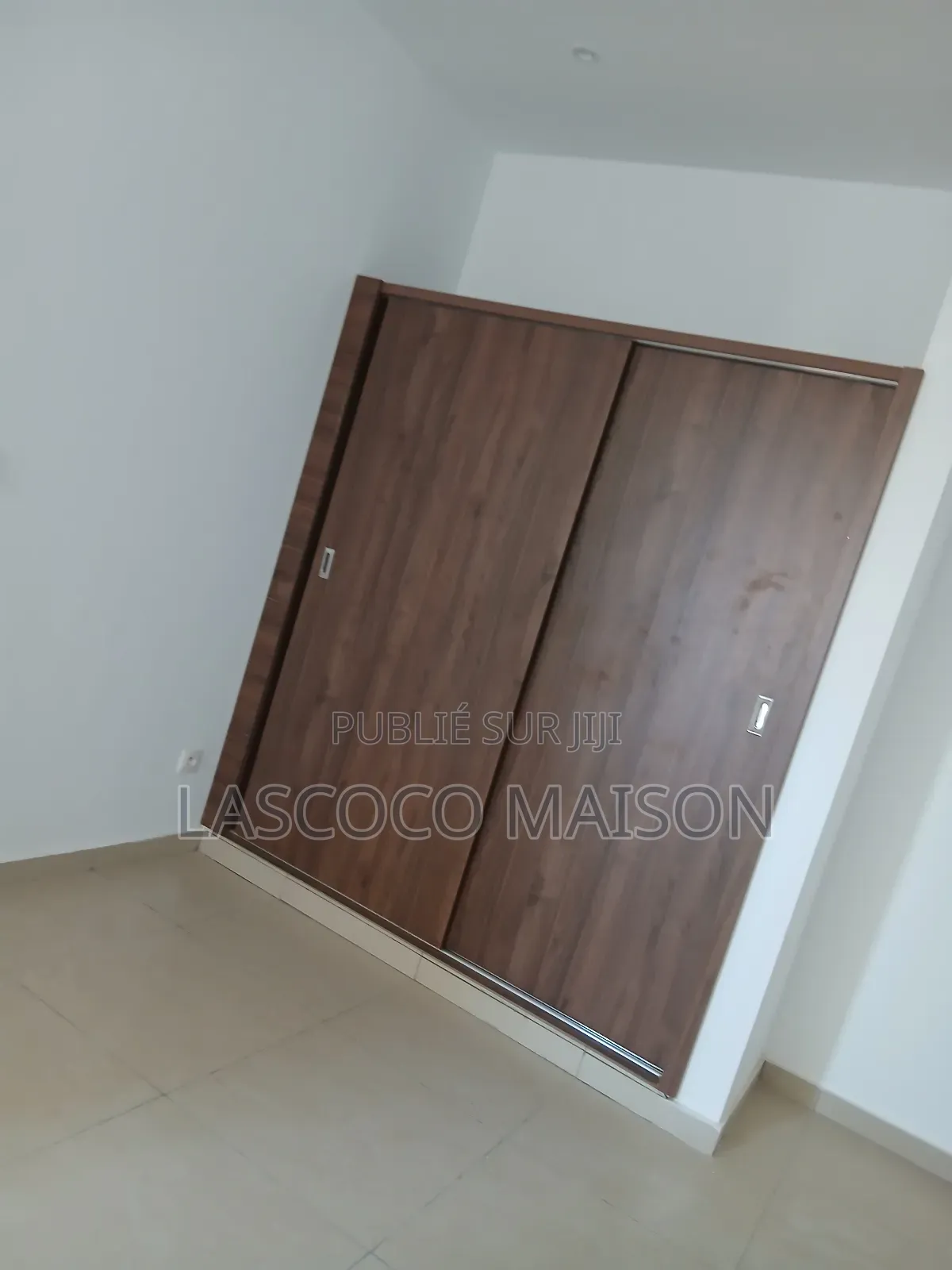 2chbre Appartement dans Lascoco Maison, Cocody à Louer