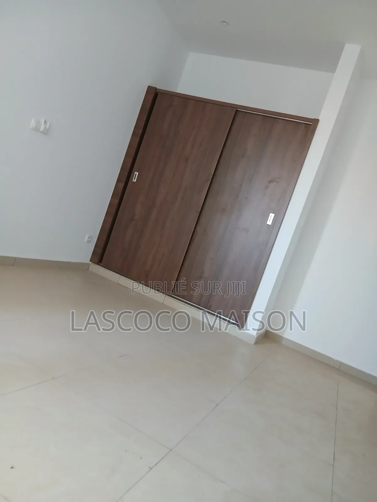 2chbre Appartement dans Lascoco Maison, Cocody à Louer