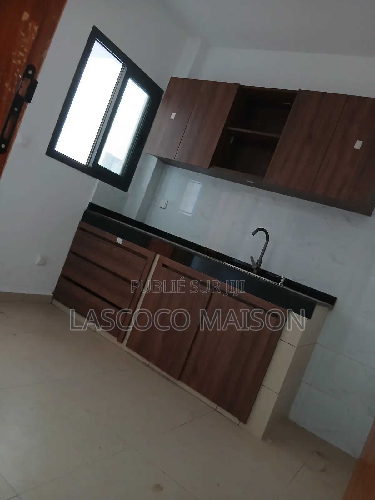2chbre Appartement dans Lascoco Maison, Cocody à Louer