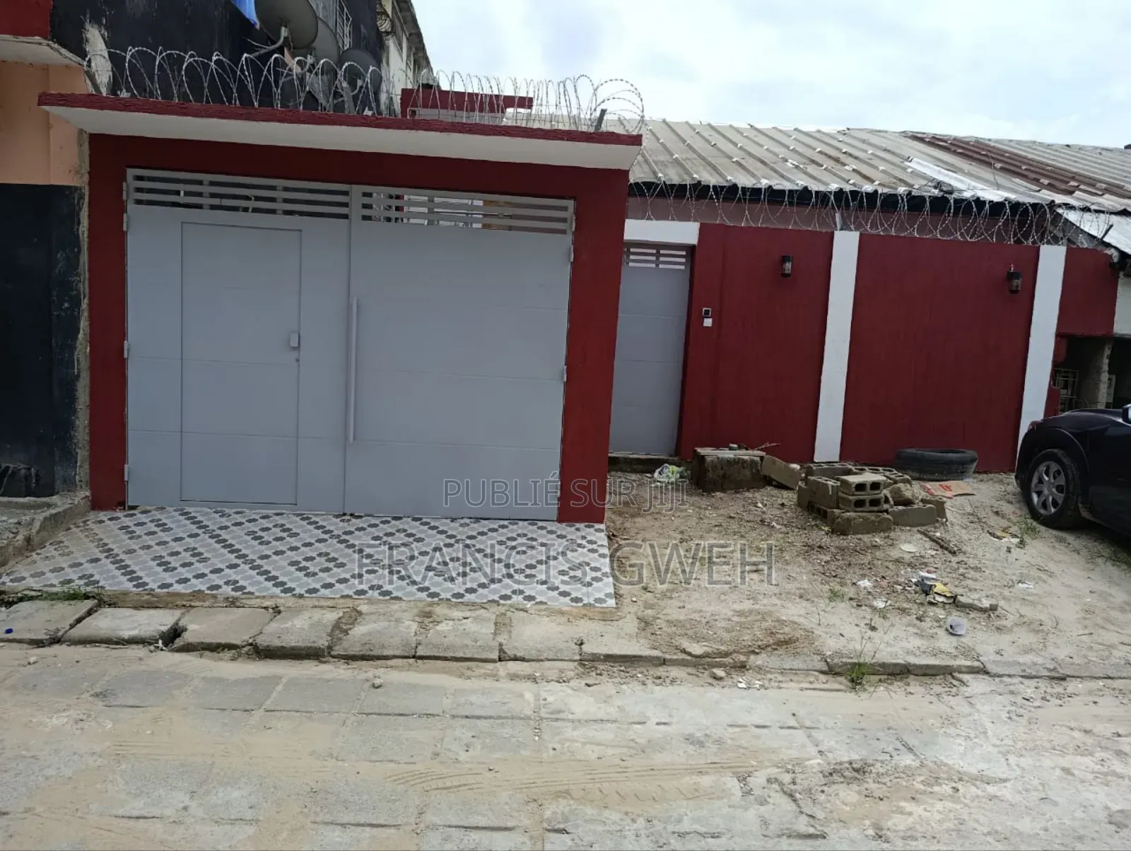 2chbre Villa dans Francis Gweh, Cocody à Vendre