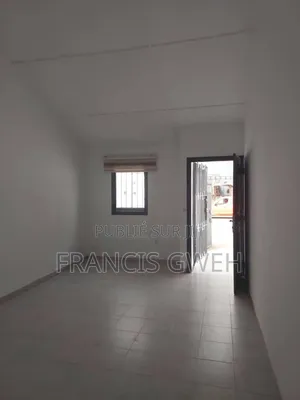 2chbre Villa dans Francis Gweh, Cocody à Vendre