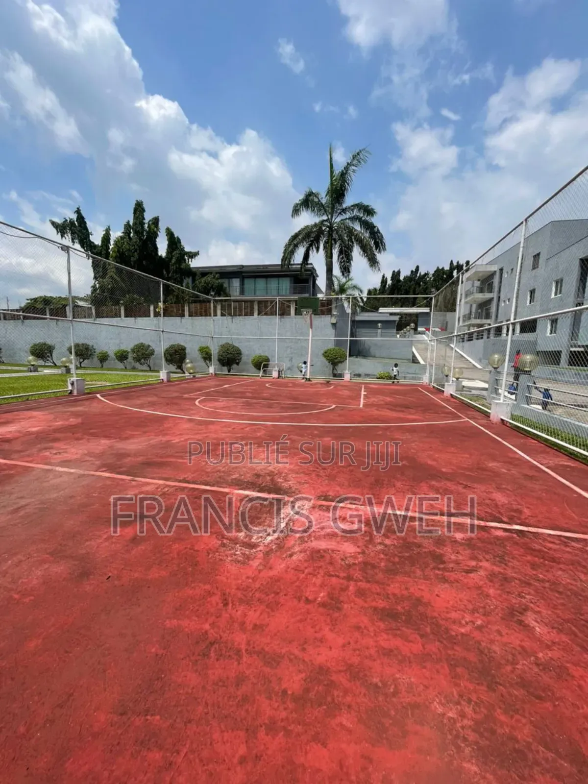 3chbre Appartement dans Francis Gweh, Cocody à Louer