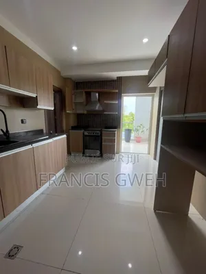 3chbre Appartement dans Francis Gweh, Cocody à Louer