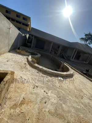 5chbre Villa dans Francis Gweh, Cocody à Vendre