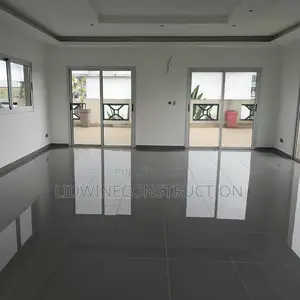 7chbre Villa dans Cocody à Louer