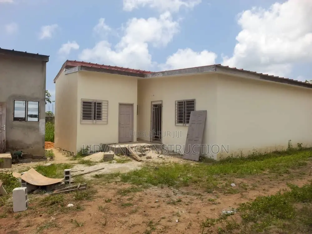 3chbre Villa dans Songon à Vendre