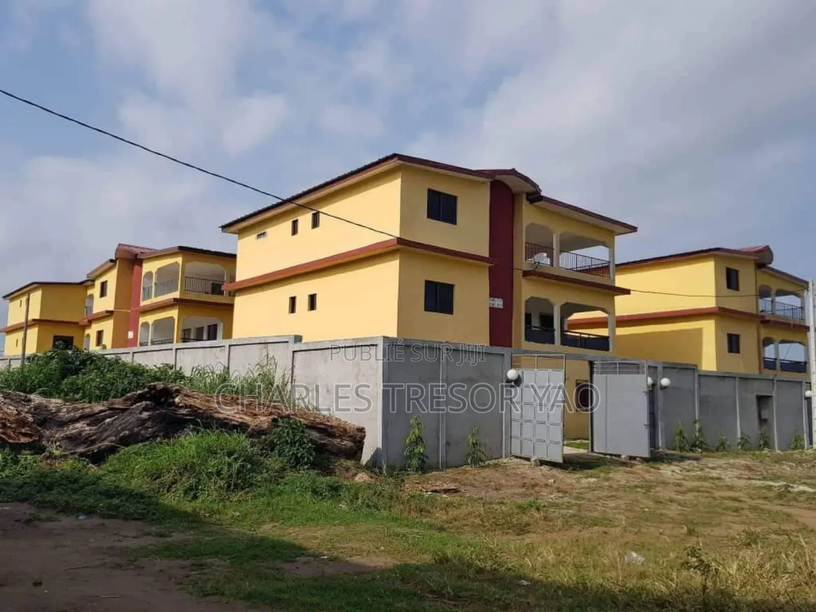 11chbre Duplex dans Elite Immobilier, Cocody à Vendre