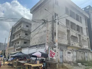 Meublé 3chbre Duplex dans Elite Immobilier, Cocody à Vendre