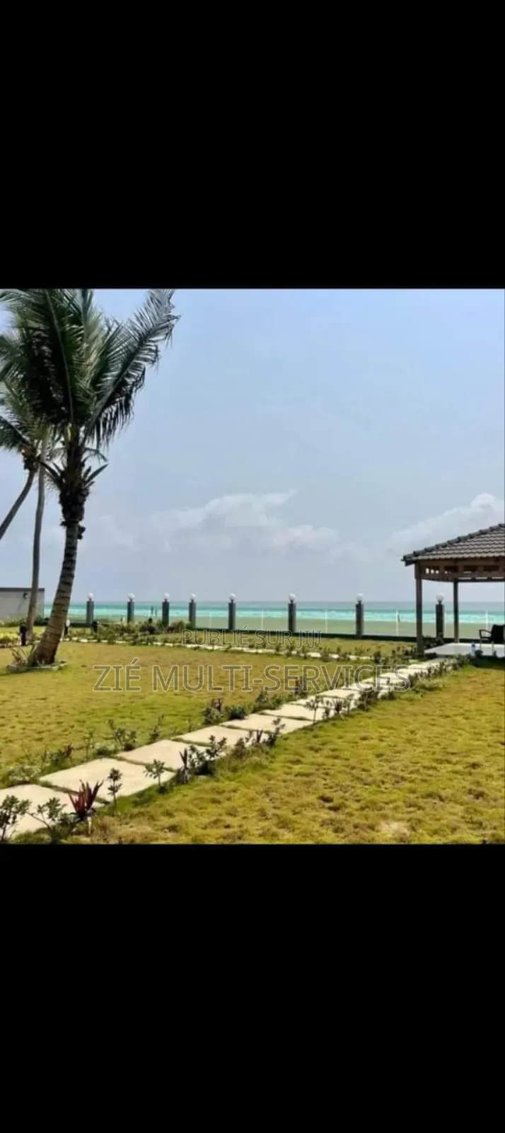 Meublé 10chbre Duplex dans Zié Multi-Service, Grand-Bassam à Vendre