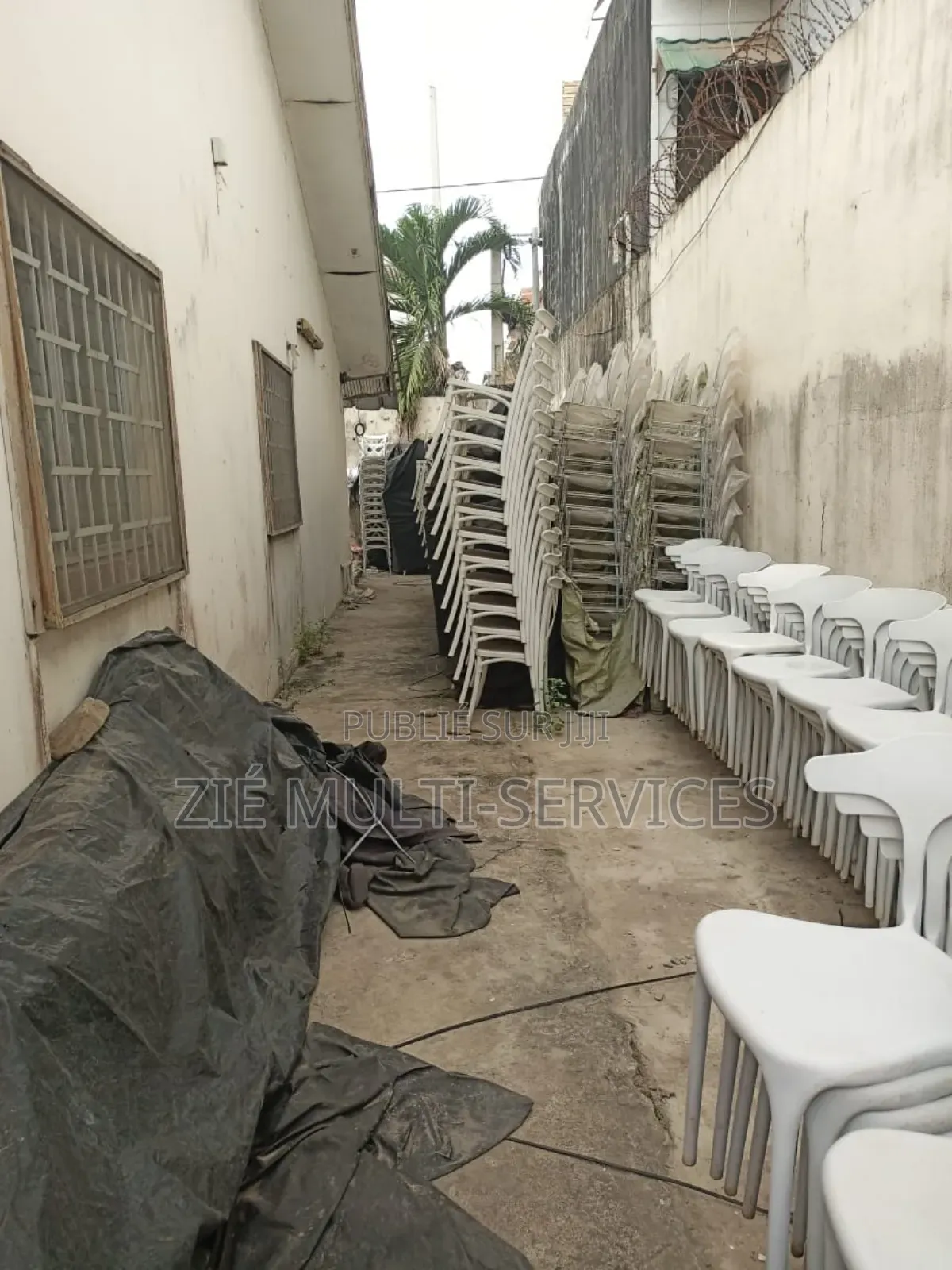 8chbre Duplex dans Zié Multi-Service, Bingerville à Vendre