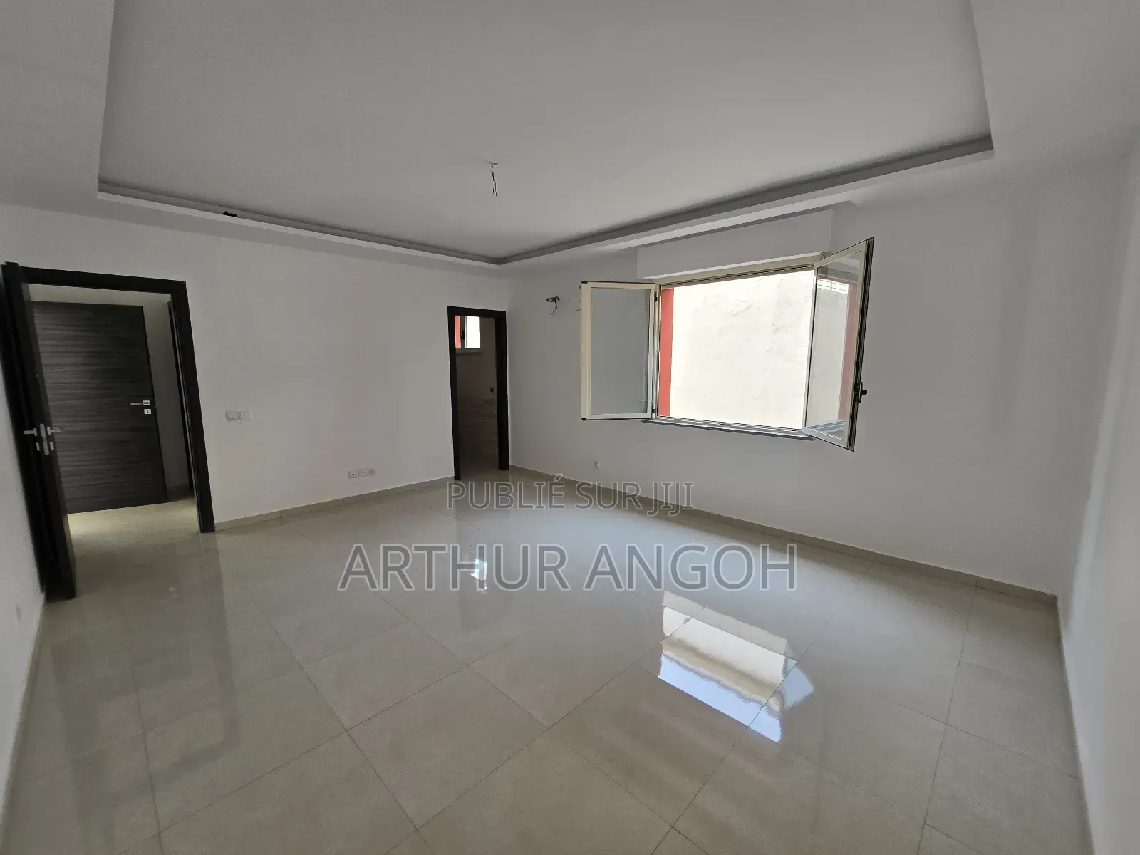 6chbre Duplex dans Arthur Angoh, Grand-Bassam à Louer