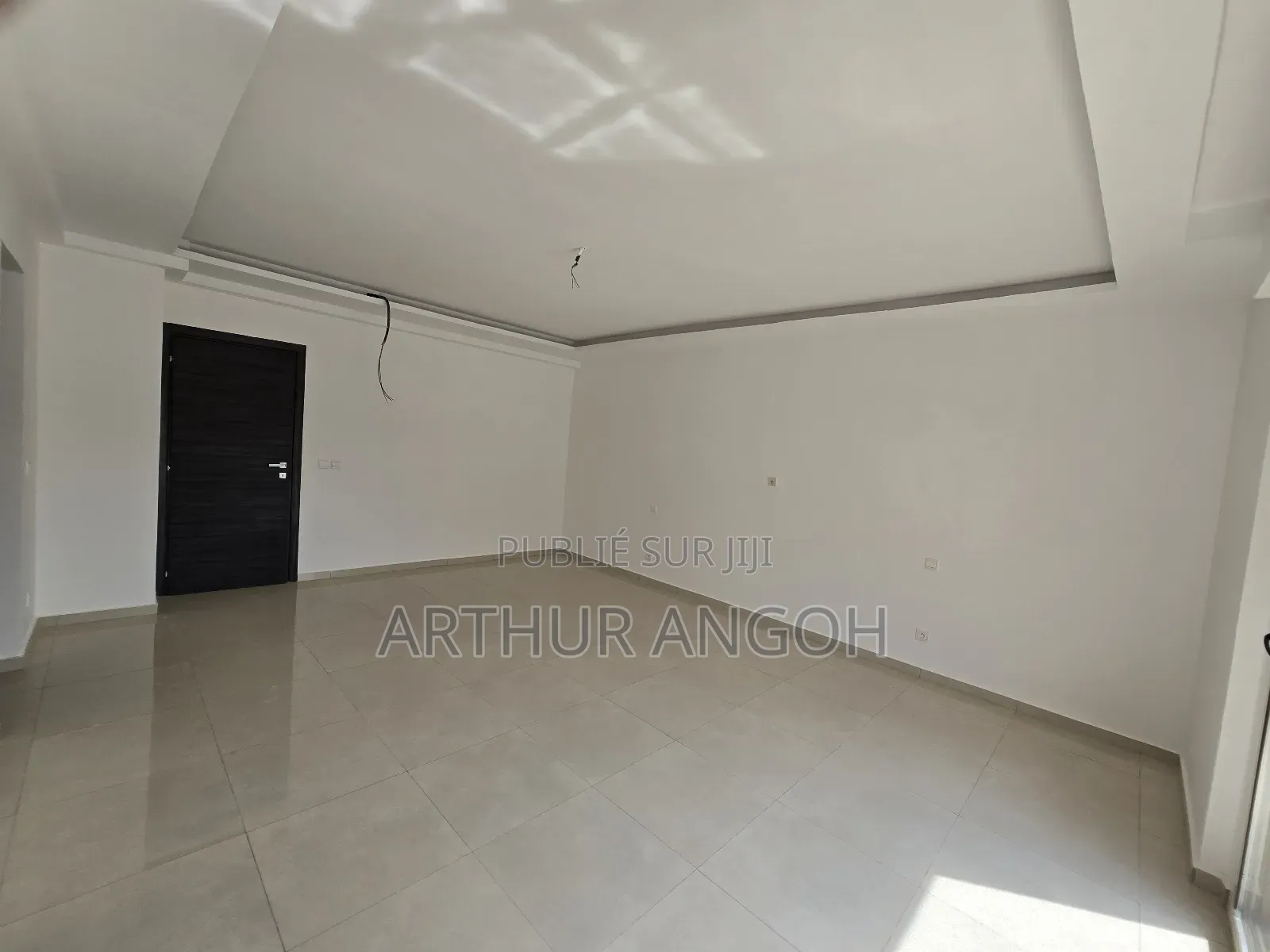 6chbre Duplex dans Arthur Angoh, Grand-Bassam à Louer