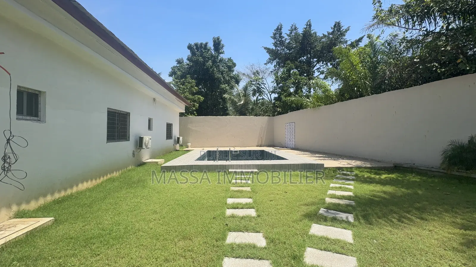 5chbre Villa dans Massa Immobilier, Deux Plateaux à Louer