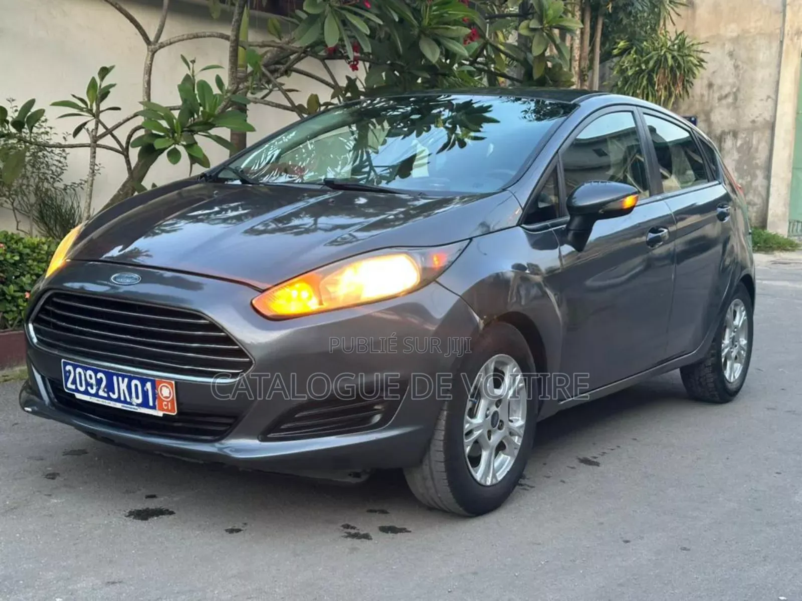 Ford Fiesta 2015 Gris