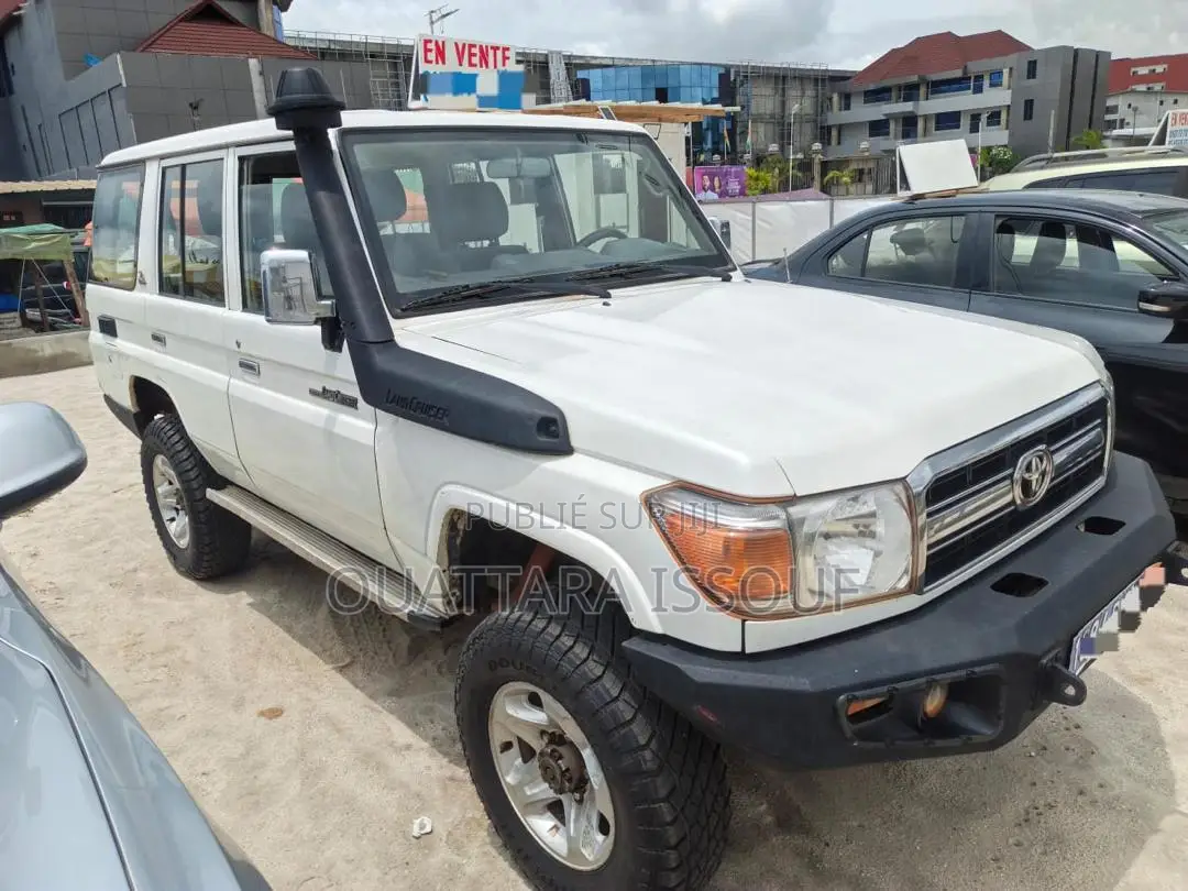 Toyota Land Cruiser Prado 4.0 Petrol GX-L 2022 Blanc