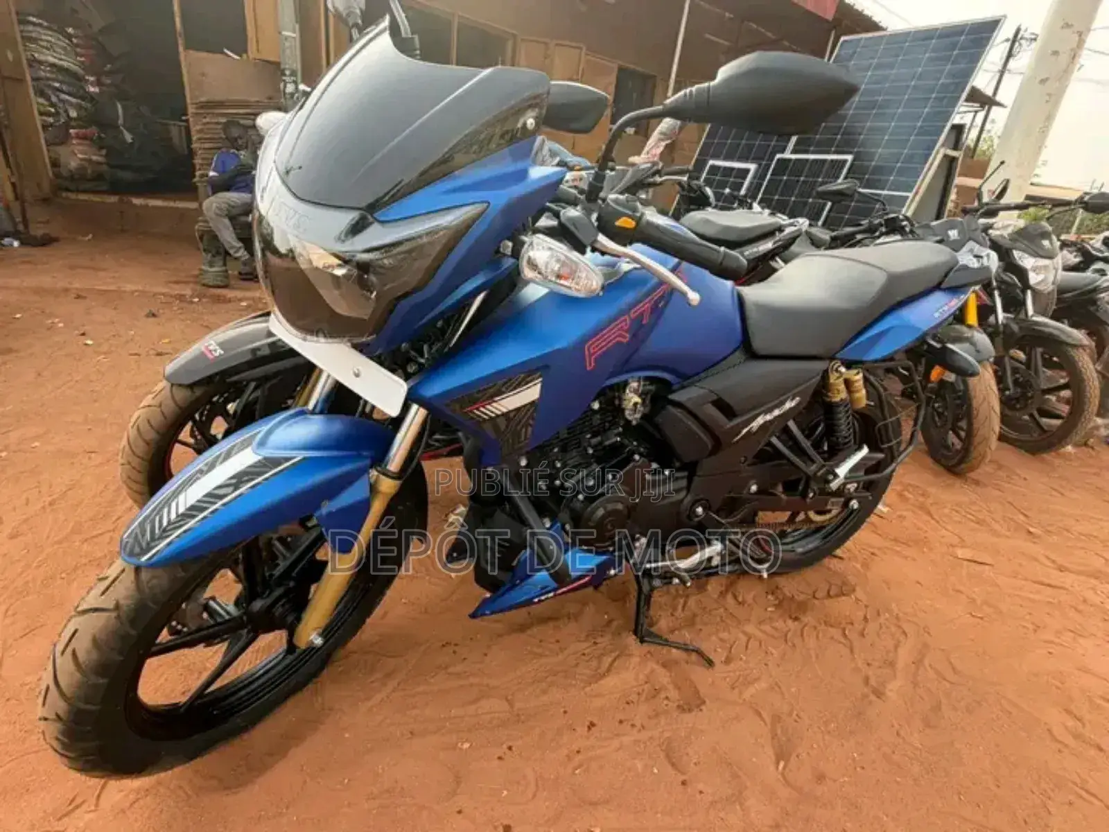 Nouveau TVS Apache 180 RTR 2023 Bleu