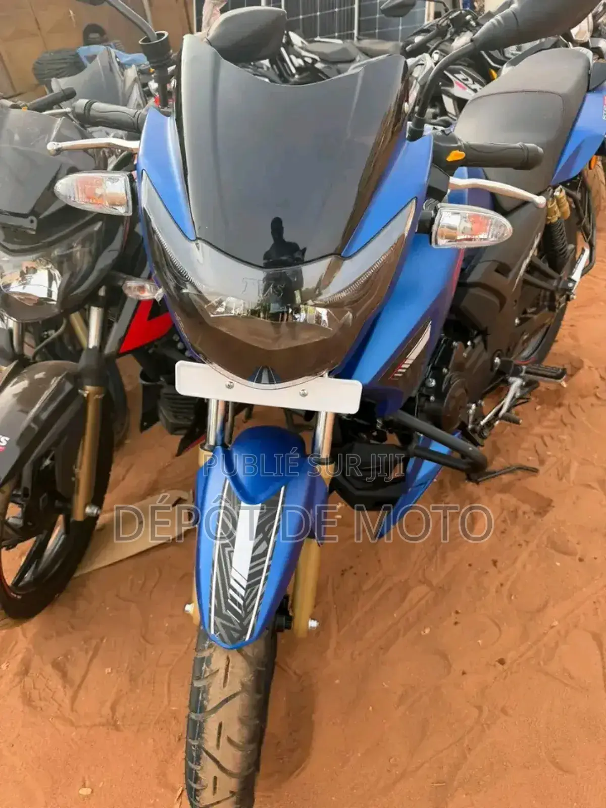 Nouveau TVS Apache 180 RTR 2023 Bleu