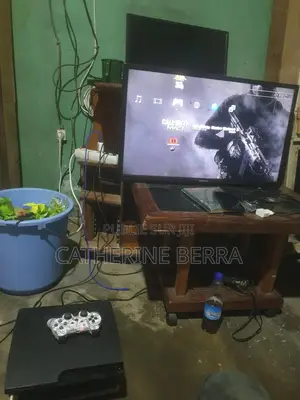 Ps3 Slim Très Bonne Etat