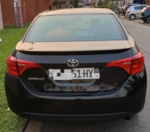Toyota Corolla 2018 Noir
