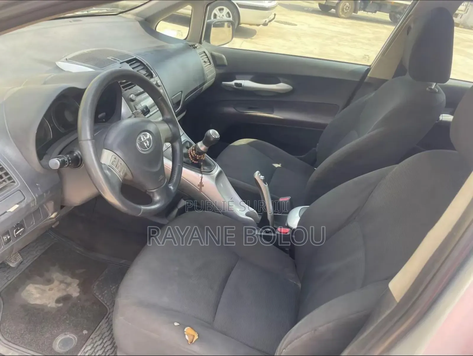 Toyota Auris 1.4 VVTi 2008 Gris