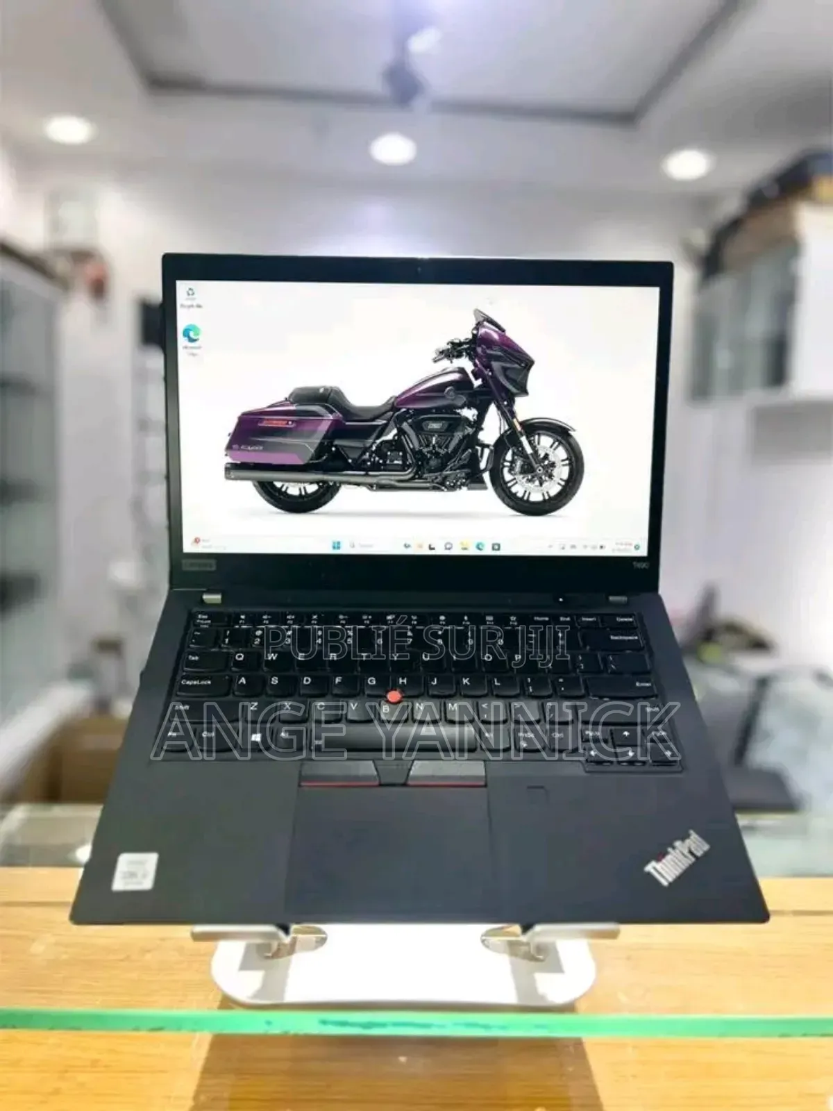 Nouveau Lenovo Thinkpad T490s 16GB Intel Core i5 SSD 256GB