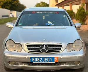 Mercedes-Benz C200 2004 Gris