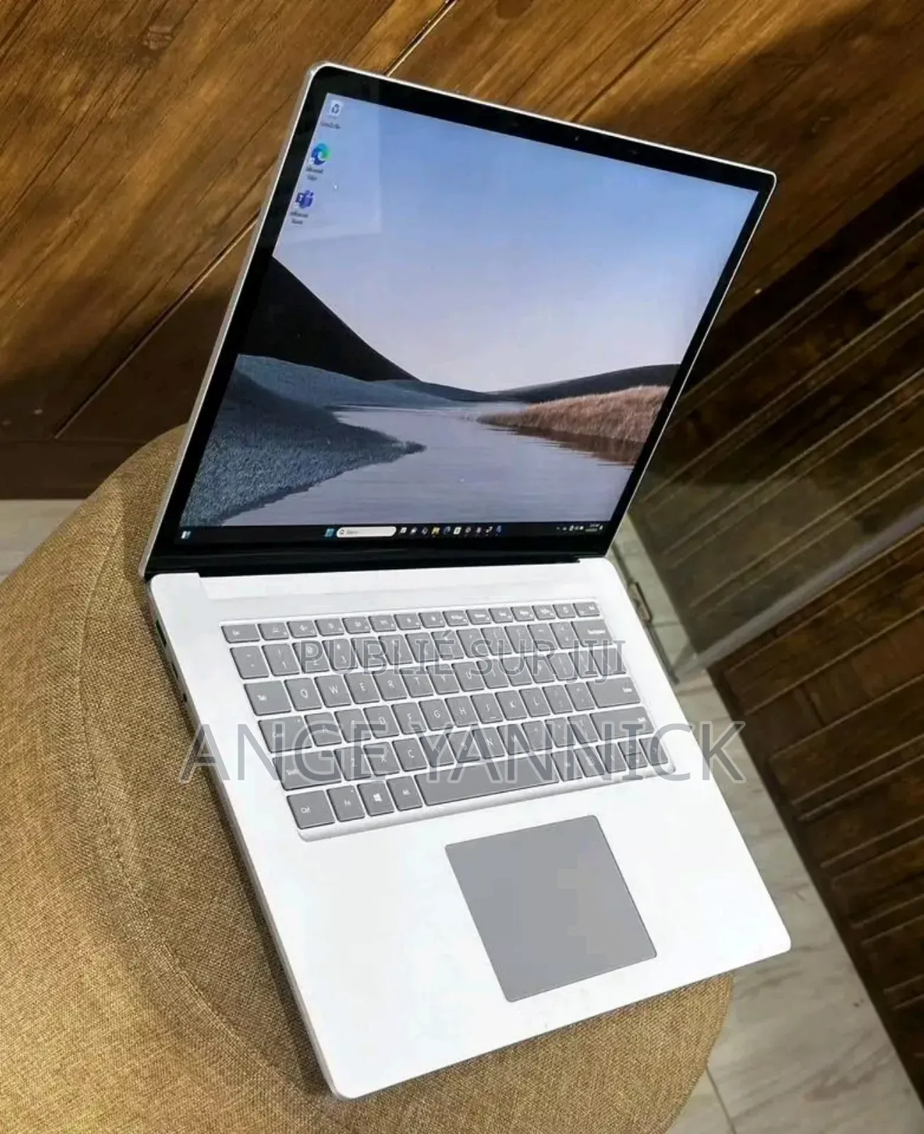 Nouveau Microsoft Surface Laptop 4 16GB Intel Core i7 SSD 512GB